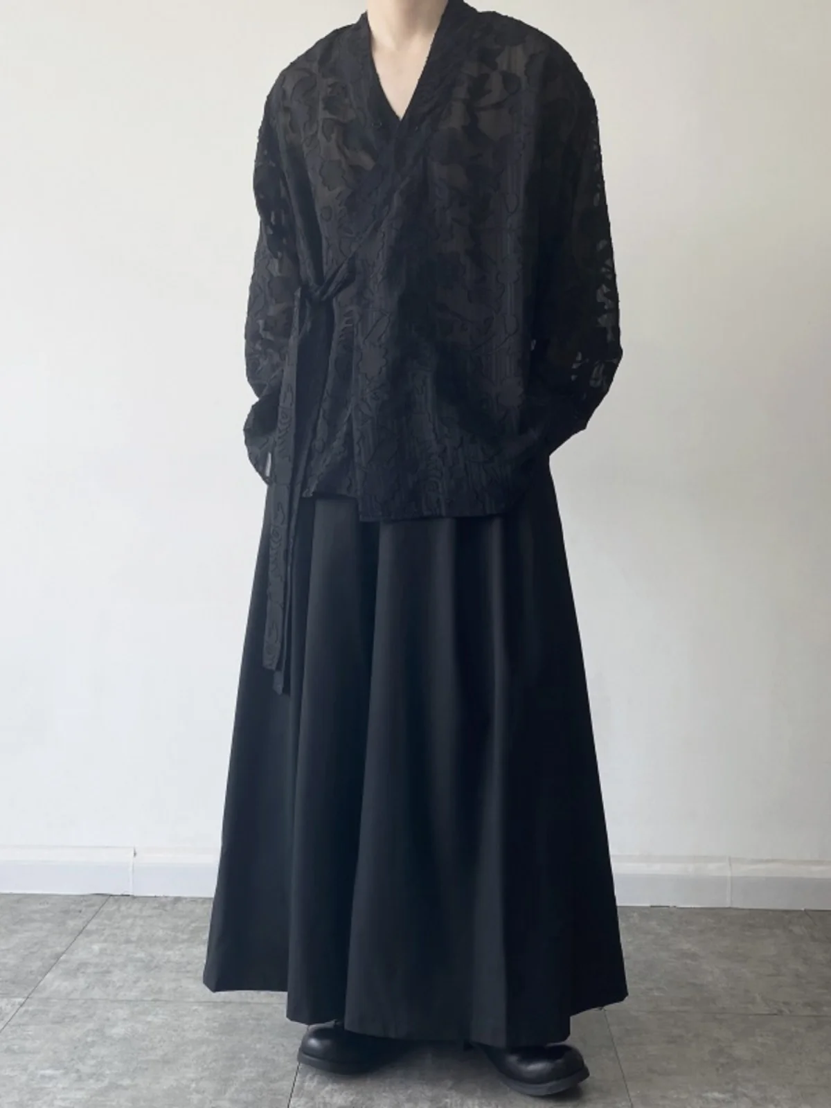 

Loose Fit Long Sve Men's irt Hollow out Design Zen Sle Chinese New Sle Belted Sun Protection Outerwear