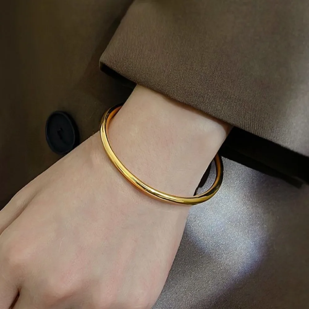 Classics Ethnic Bright Surface Gold Color Stainless Steel Solid Ancient Method Bangles for Women Temperament Simple Jewelry Gift