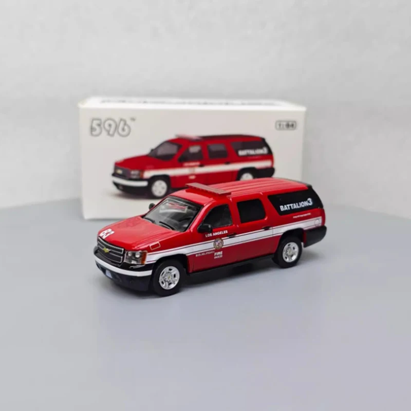 596 modelo 1:64 Ford Victoria CV/suburban B3 motor de bomberos aleación simulación coche modelo colección exhibición ornamento juguete para regalo