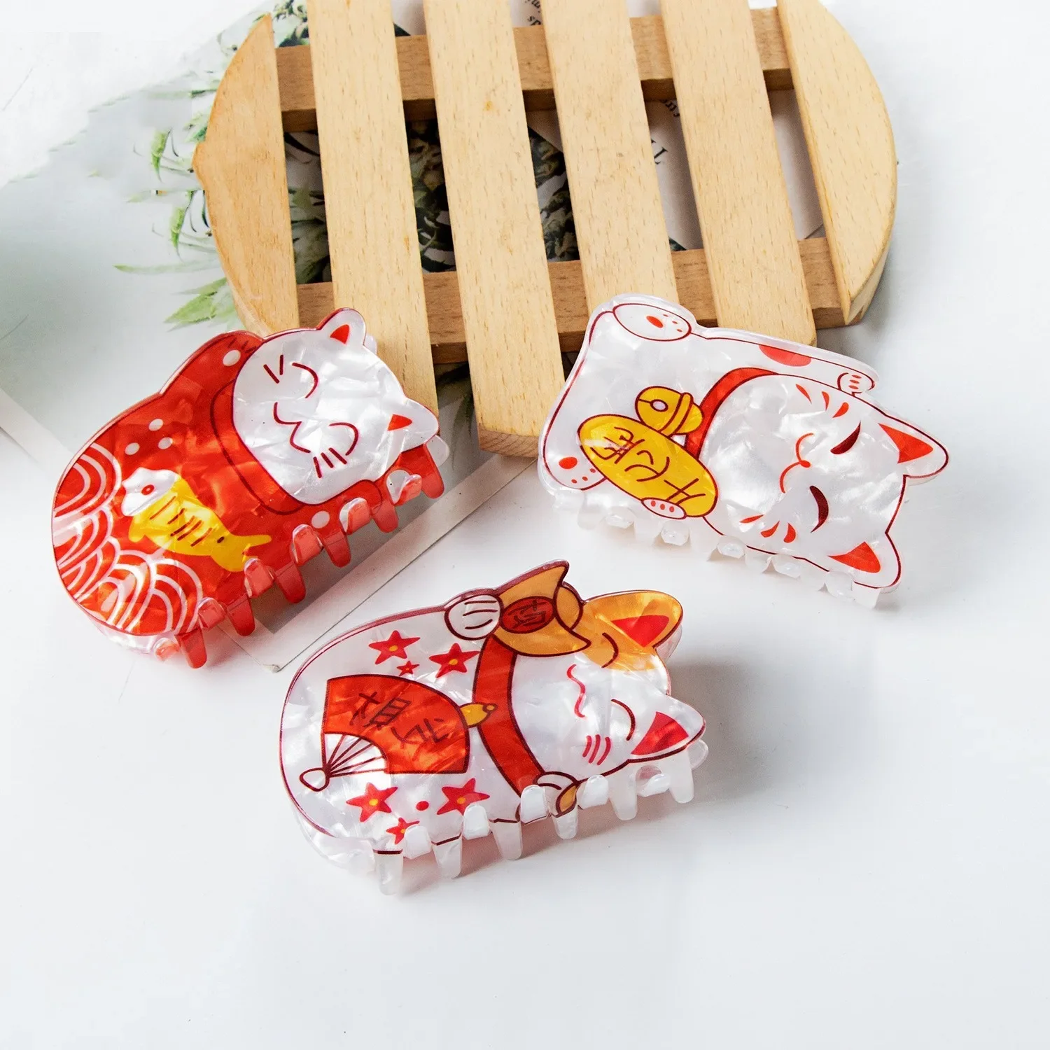 YHJ New Cartoon Fun Fortune Cat Cute New Year Good Luck Kittens Animal Hair Claw Clip Popular Hair Accessories for Women