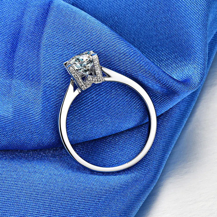 

Classic 4-Prong 1ct Moissanite Ring for Women - PT950 Platinum, Solid Craft, Sleek Silhouette, Understated Luxury