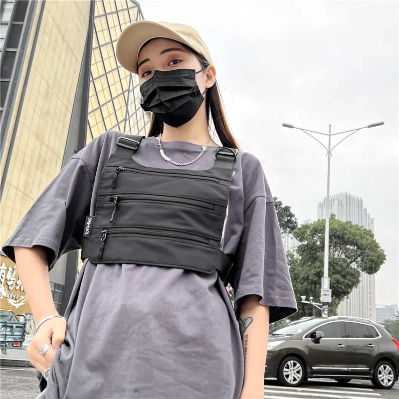 Fashion Tactical Chest Bag Functional Bullet Hip Hop Vest Streetwear Bag Waist Pack Women Black Chest Rig Bag Unisex Chest packs