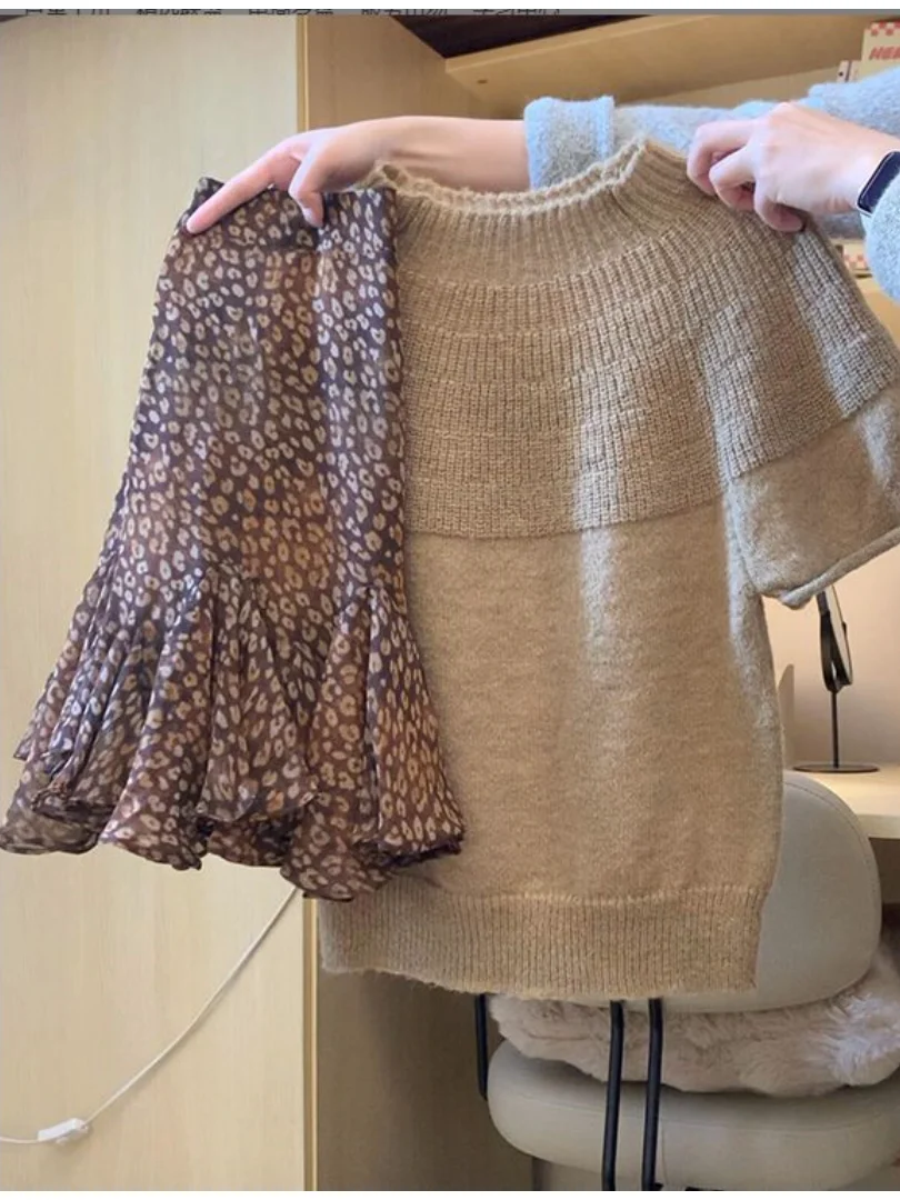 

Unique Beautiful Knitted Top And Floral Skirt Set Women's Early Autumn New Small Size Outfit Spring Fashion Two-Piece Set