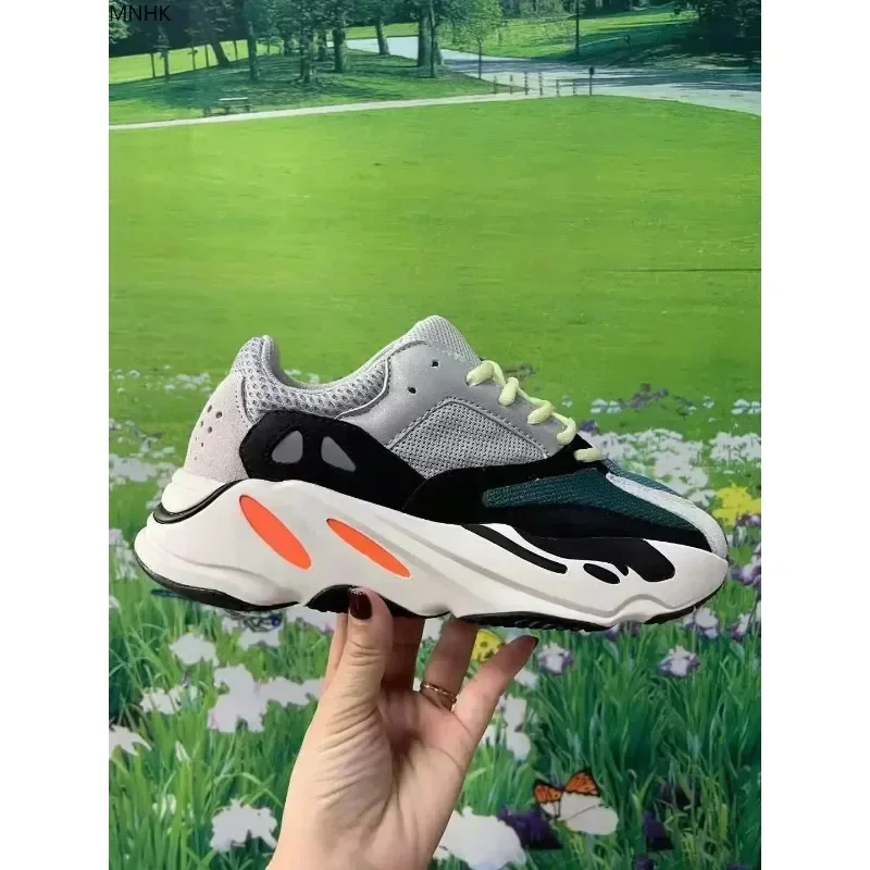 

Fashion Style Casual Walking Shoes - Breathable, thick and durable running shoe soles. Dad-style sports shoes.
