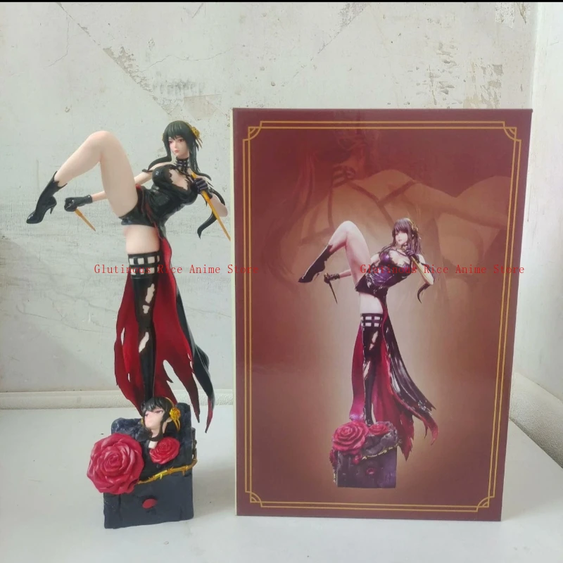 

In stock Original gift of anime model toys around the animation character "SPY × FAMILY" Yor Forger double headed sculpture