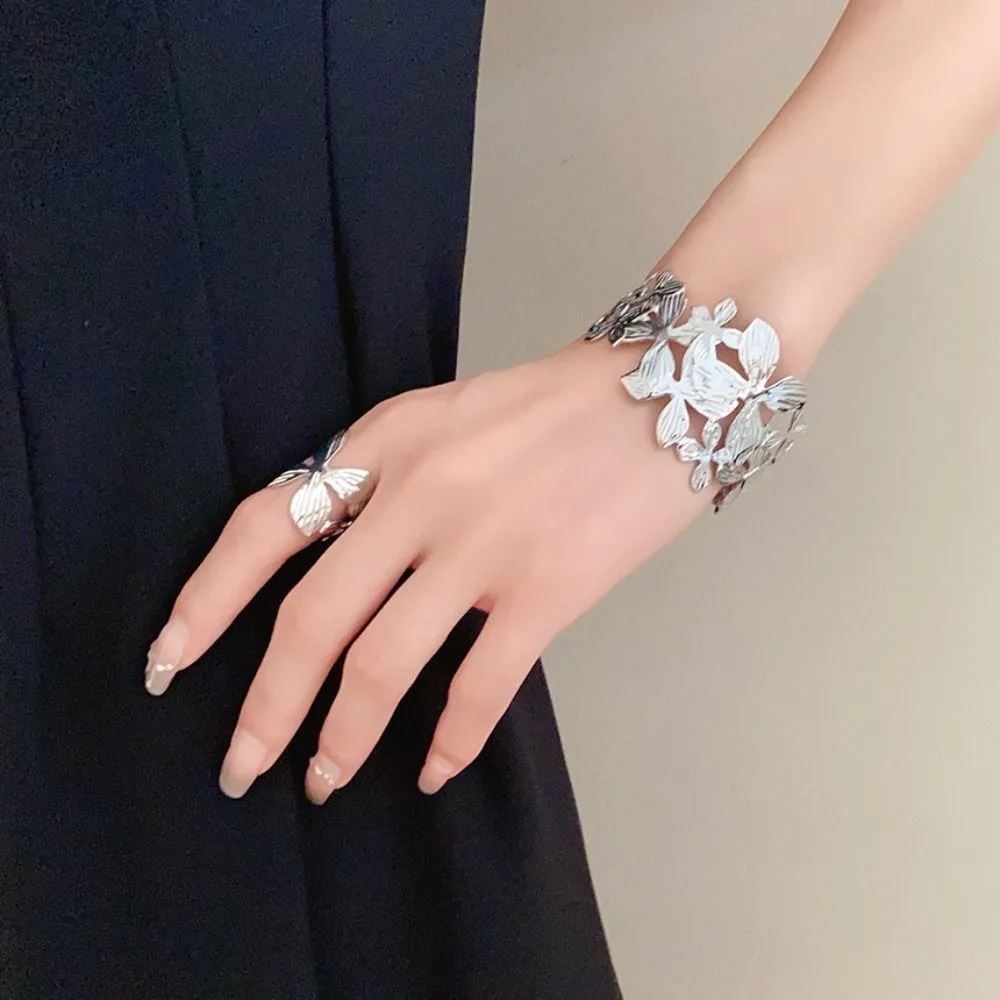 Jewelry Gift Exquisite Flower Cuff Bangle Flora Design Wide Cuff Hollow Bangle Casting Technique Gold/silver Open Bracelet Girls