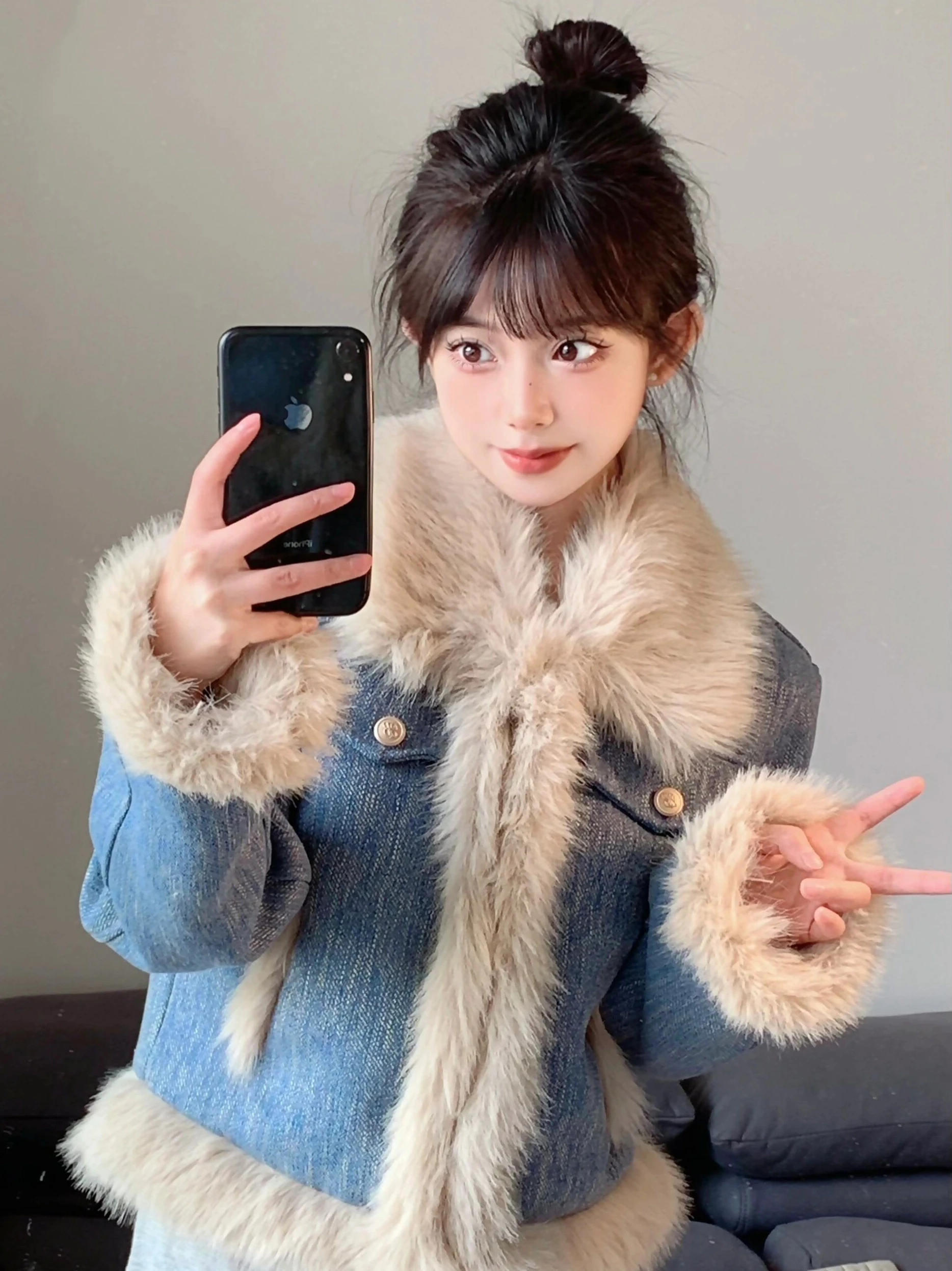 

Женская повседневная свободная джинсовая куртка с меховым воротником, утепленное зимнее пальто из хлопка, новинка, другие материалы