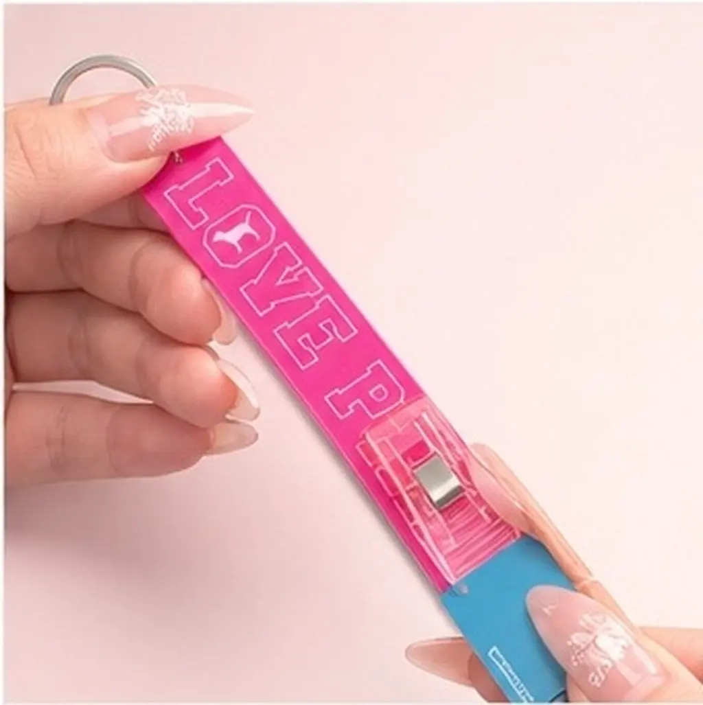 5Pcs Card Extractors Chains Polished Acrylic Credit Card Clips Portable for Long Nails Backpack Decoration