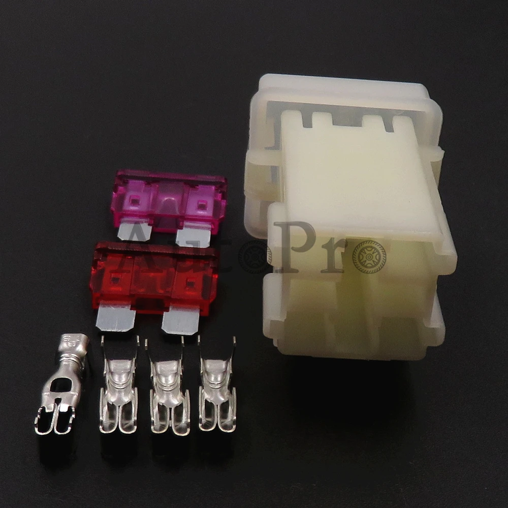 1 Set 2Ways Medium AC Assembly Auto Insurance Wire Socket White Standard Fuse Box Middle Car Fuse Holder with Terminal