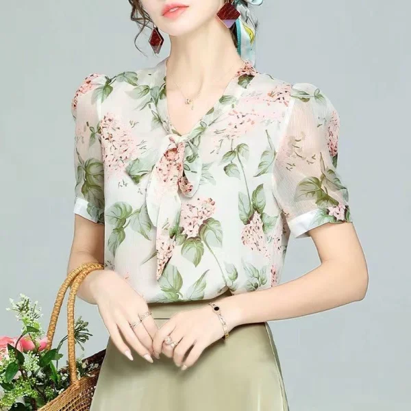 

Elegant Floral Print Women's Summer Short Sleeve Blouse Loose Chiffon Shirt with Tie