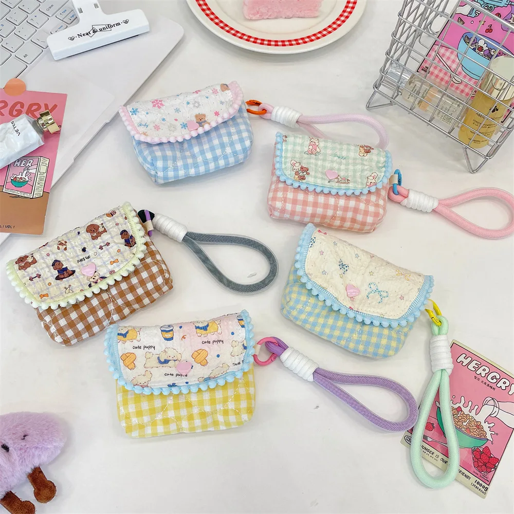 กระเป๋าใส่เหรียญผ้าฝ้ายลายดอกไม้สไตล์เกาหลีสำหรับผู้หญิง น่ารัก เหมาะสำหรับนักเรียน ใส่บัตร เหรียญ หูฟัง กระเป๋าเก็บของขนาดเล็กพกพาสะดวก