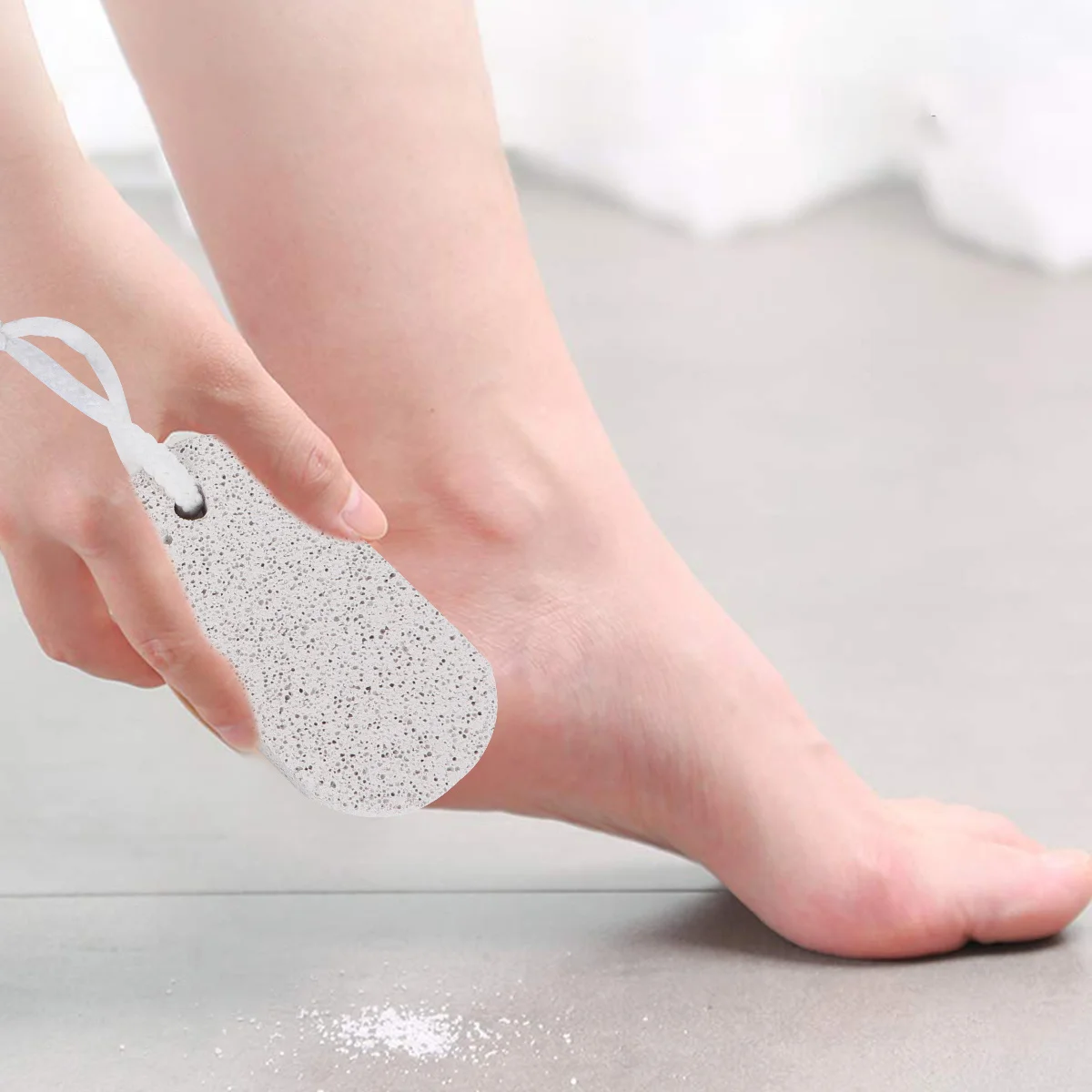 

2Pcs Pedicure Foot File Callus Remover Rough Artificial Stone Foot Care Tool for Cracked Skin Dead Skin Removal Comfortable Grip