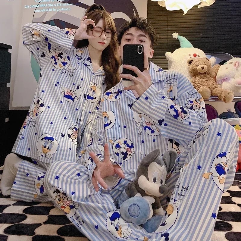 Disney couple pajamas winter men and women couple suit warm cartoon two-piece suit Disney loungewear Donald Duck pajamas