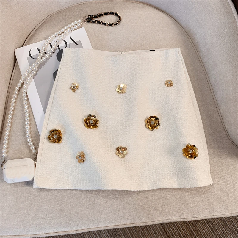 Fashion Three-dimensional Flower Decoration Women's Short Skirt High Waist Luxury Mini Shorts Skirts Autumn Winter 2024 New