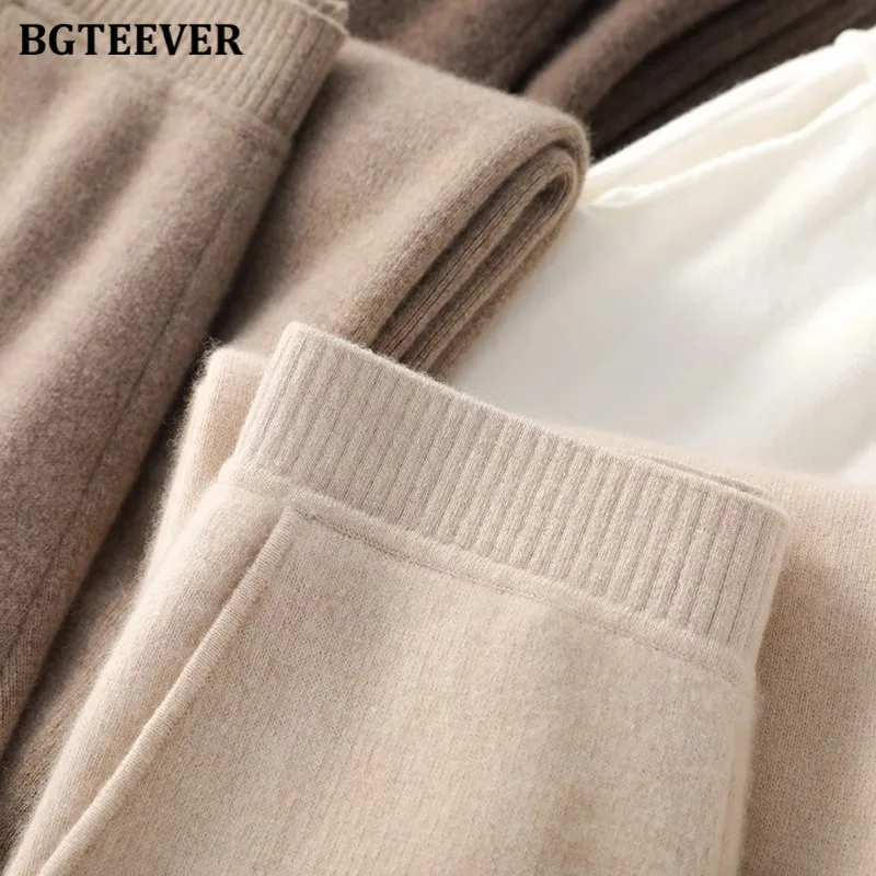 BGTEEVER Stylish Loose Pockets Straight Female Knitted Pants Autumn Winter Wide Leg Sweater Trousers for Women