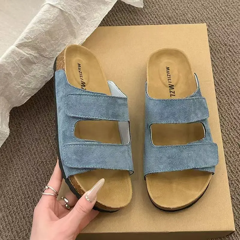 

2025 High-top women's slip-on shoes, stylish and retro, versatile and eye-catching, comfortable casual beach sandals