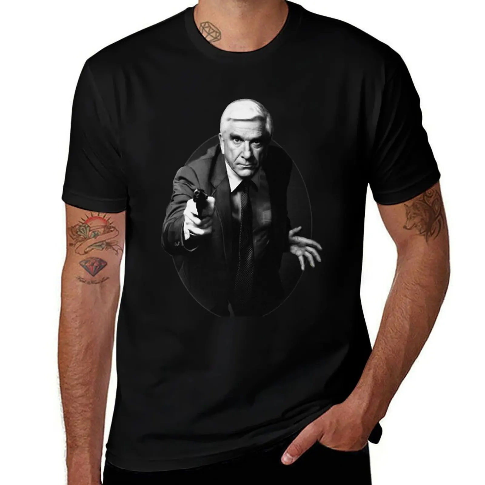 Nice Keepsake Leslie Nielsen Awesome For Music Fan T-Shirt Active Wear Sports T-Shirt for Men