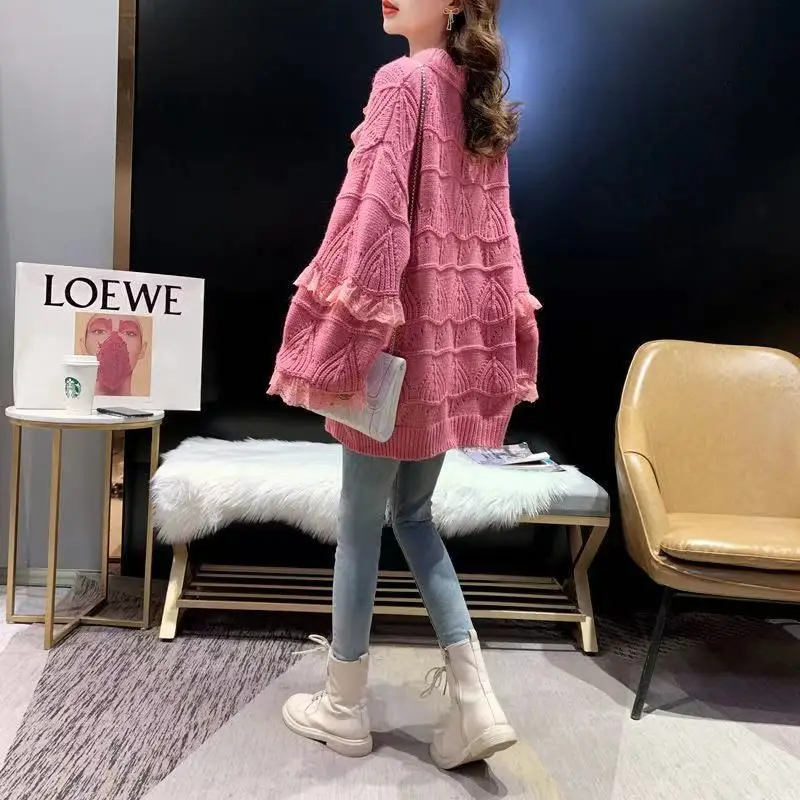 Fashion-forward Women’s Sweater 2023 with Lace Stitching Pullover Top Autumn Winter Elegant and Chic Women’s Outerwear Sweater