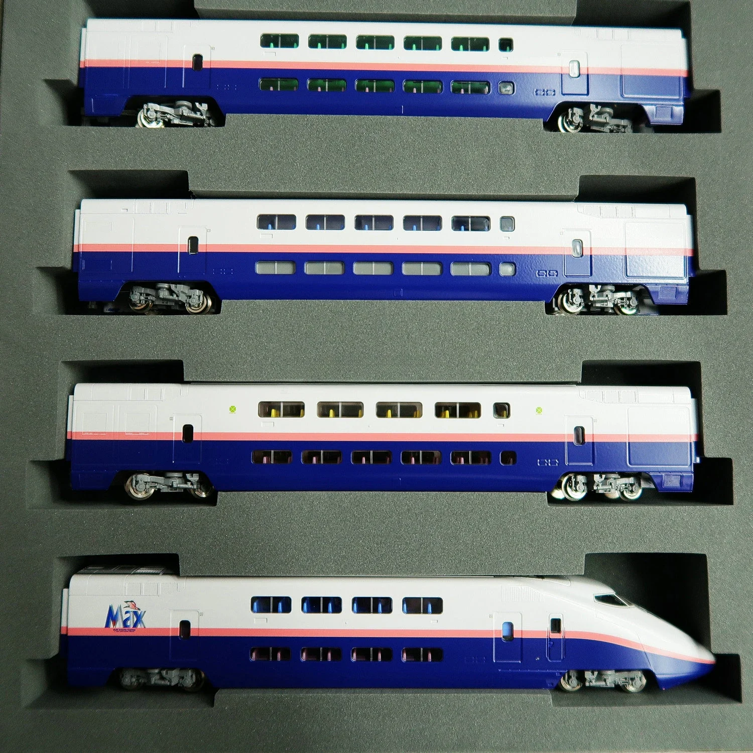 TOMIX Train Model N Type 98815 98816 E1 Type Shinkansen 12 Section Set (Great Value) 1/160 Train Model Toy