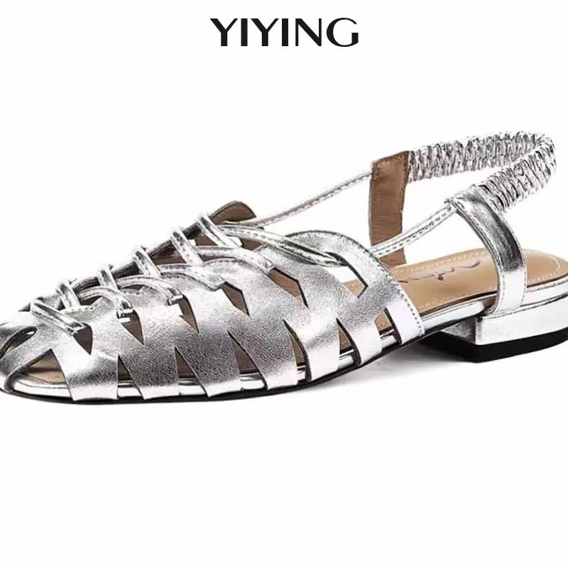 

Французские тканые сандалии Baotou, женские полые туфли на низком каблуке в виде свиной клетки, модные повседневные пикантные вечерние повседневные модельные сандалии с круглым носком