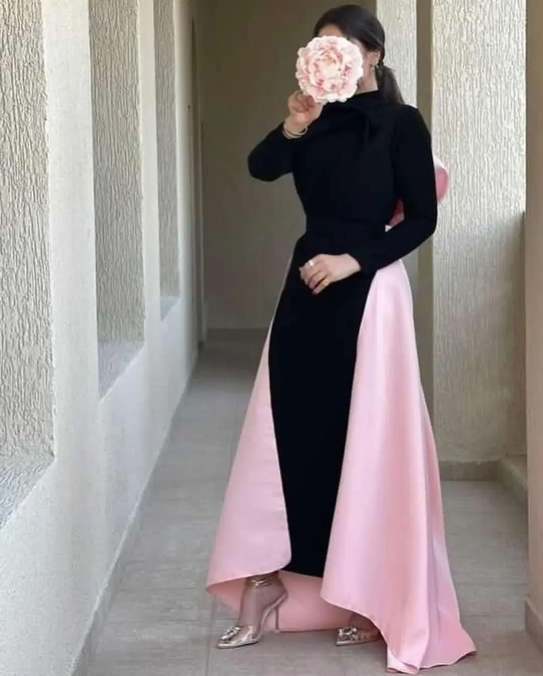 Fashionvane 2024 Customized Black Ankle Length Evening Dresses with Pink Train Long Sleeves Prom Dress High Collar Party Gowns