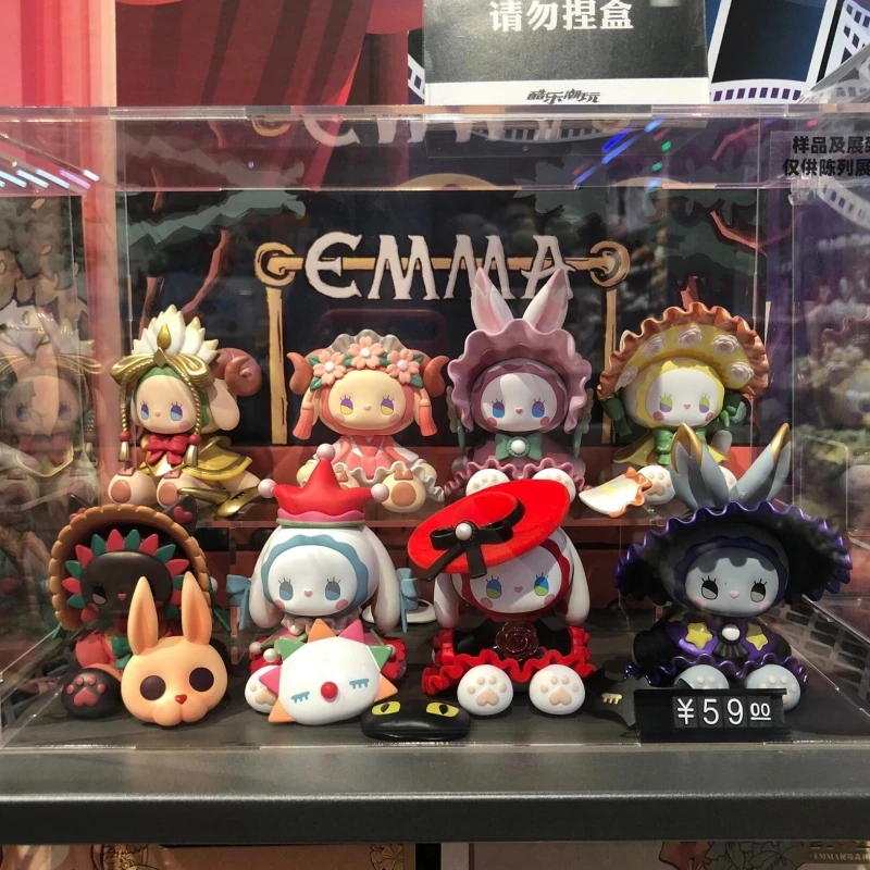 

Лидер продаж, оригинальные новости, поступление, ПВХ, Эмма, Тайный лес, маскарадная серия, фигурка Kawaii, украшение для рабочего стола, подарки на день рождения, игрушки