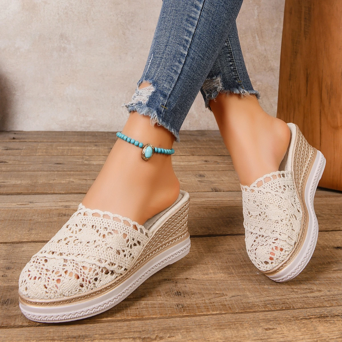 Frau Leder Sommer Mode Keil Weibliche Große Größe Mid-absätzen Plattform Schwarz Neue Bequeme Retro Sandalen für Frauen