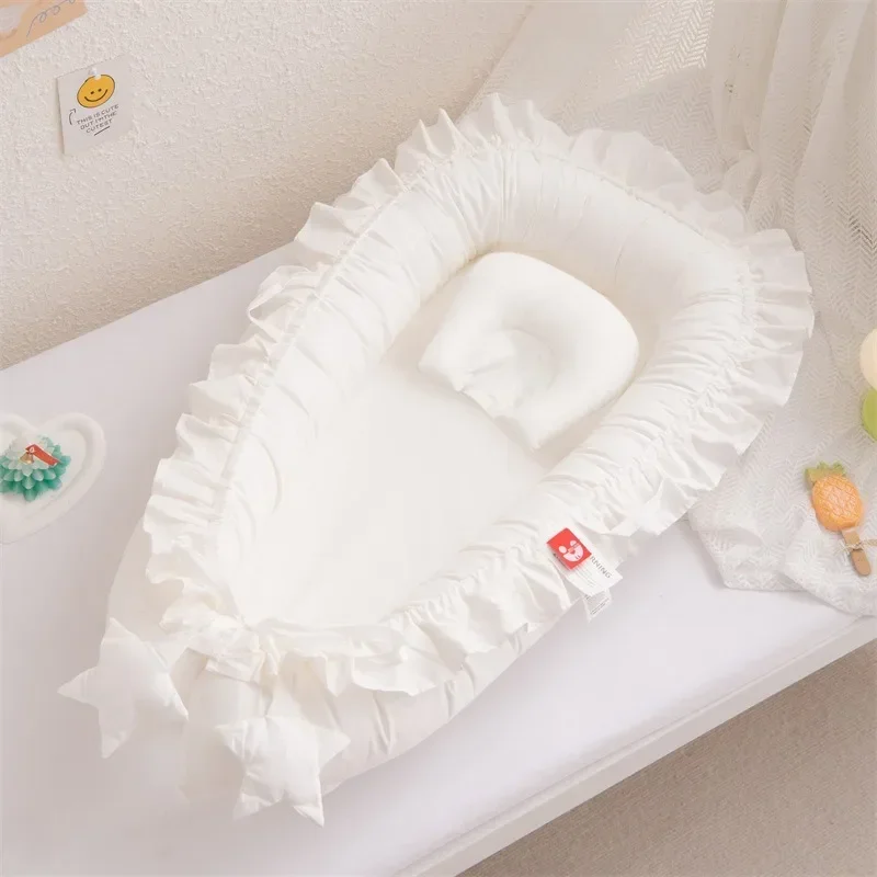 Portable Baby Nest Bed Foldable Newborn Bassinet Multi-Function Lounger