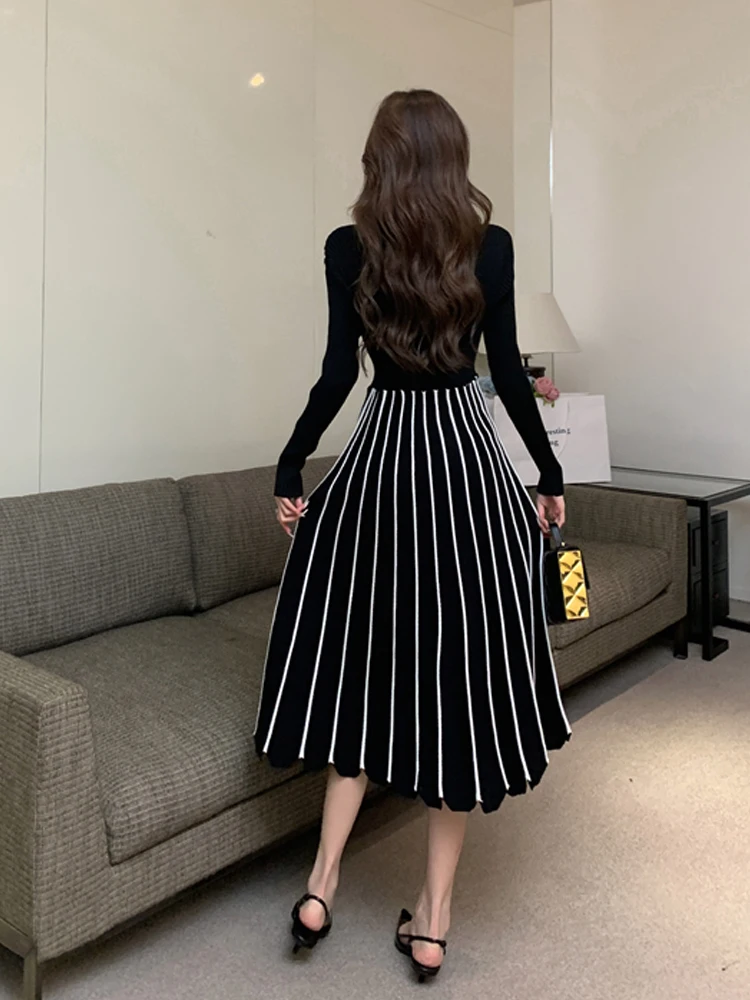 2022 New Autumn Winter High Collar Thickening Women Long Dress Bottoming Sweater Skirt Fashion Striped Pleated Knitted Dresses