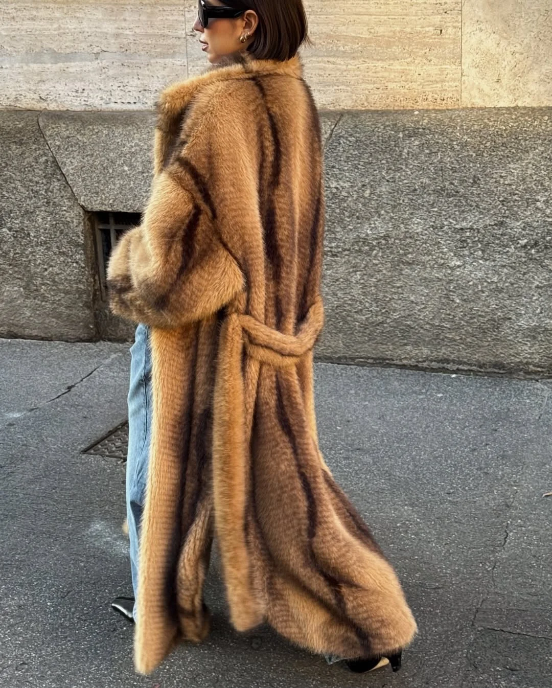 Fashion Women Tie-dye Long Faux Fur Coat Casual Full Sleeve Lapel V-neck Loose Furry Coats 2026 Lady Winter Daily Commute Wear