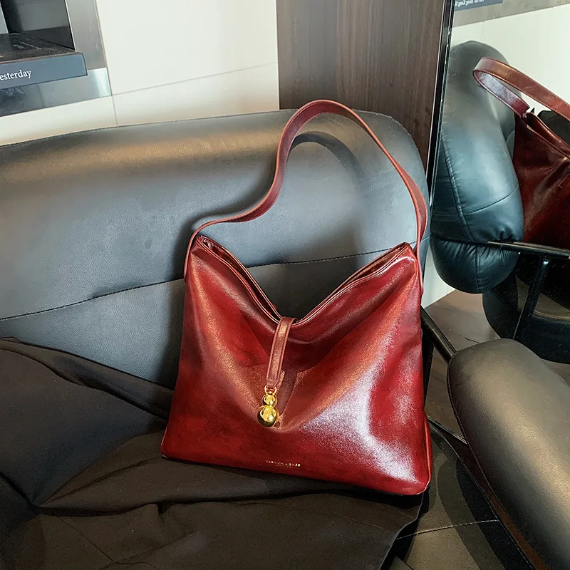 

2025 A/W Women's Large Capacity Shoulder Bag, Genuine Leather Multi-way Crossbody Purse, Fashion Tote for Office Commute