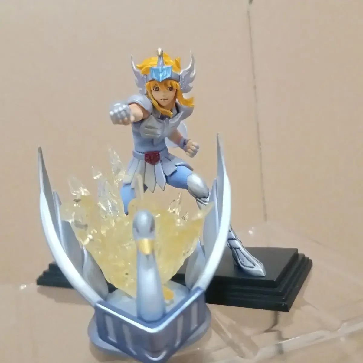 2024 New Saint Seiya Japanese Edition Five Little Strong Super Image Handmade White Bird Ice River Model Toy Birthday Gift