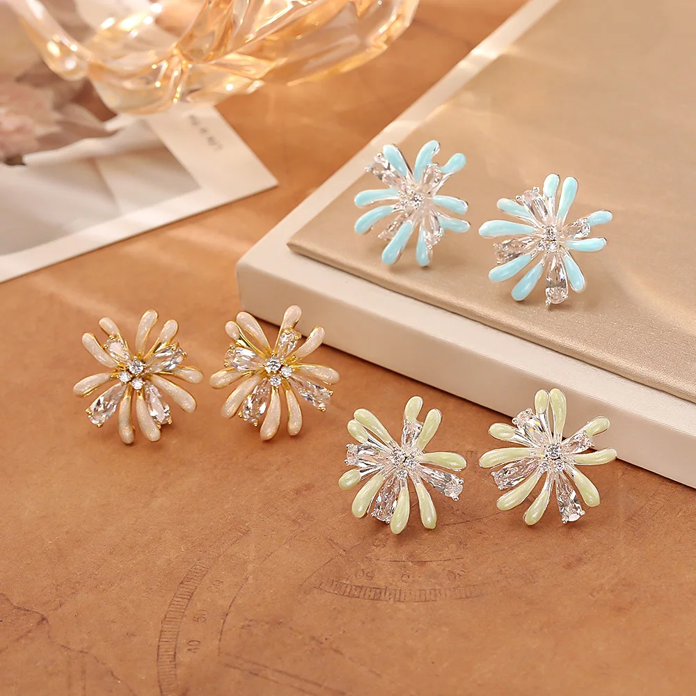 

Fashionable and exquisite drop-glazed zircon earrings, summer fresh and sweet temperament earrings, unique commuting earrings