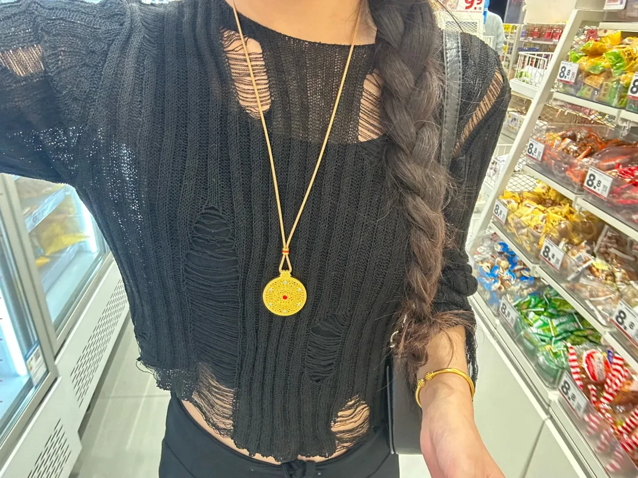 

2025 Autumn Hollow Knitted Pullover Women's Round Neck Thin Transparent Long Sleeve Cropped Top Simple Solid Color Y2K Sweater