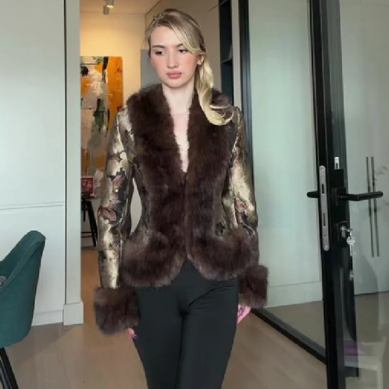 Luxury Faux Fur Trim Short Jacket Women Floral Print V Neck Slim Fit Warm Coat Elegant Casual Street Ladies Fashion Outerwear