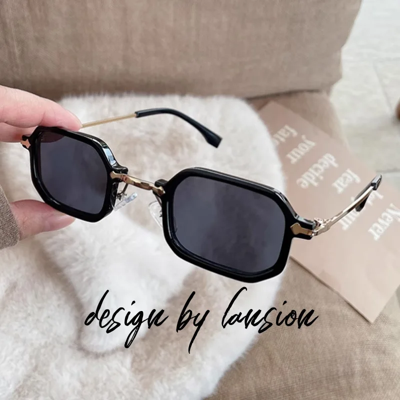 

2025 New Small Frame Square Sunglasses For Men And Women With Metal ins Style Fashion Trend Retro High-End And UV Protection