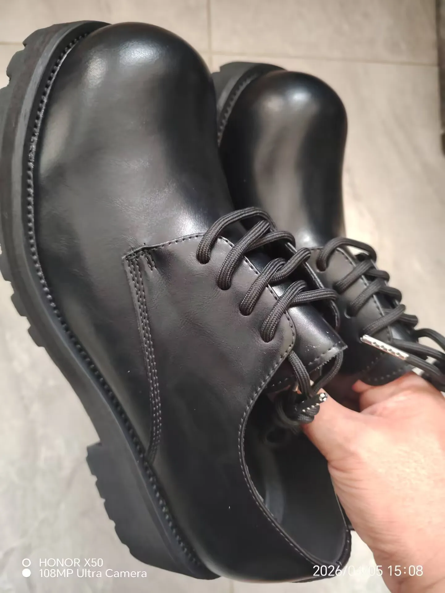 2025 New Men\'s Thick-soled Heightening Black Lace-up Round Head Horse Leather Made Old Derby Shoes