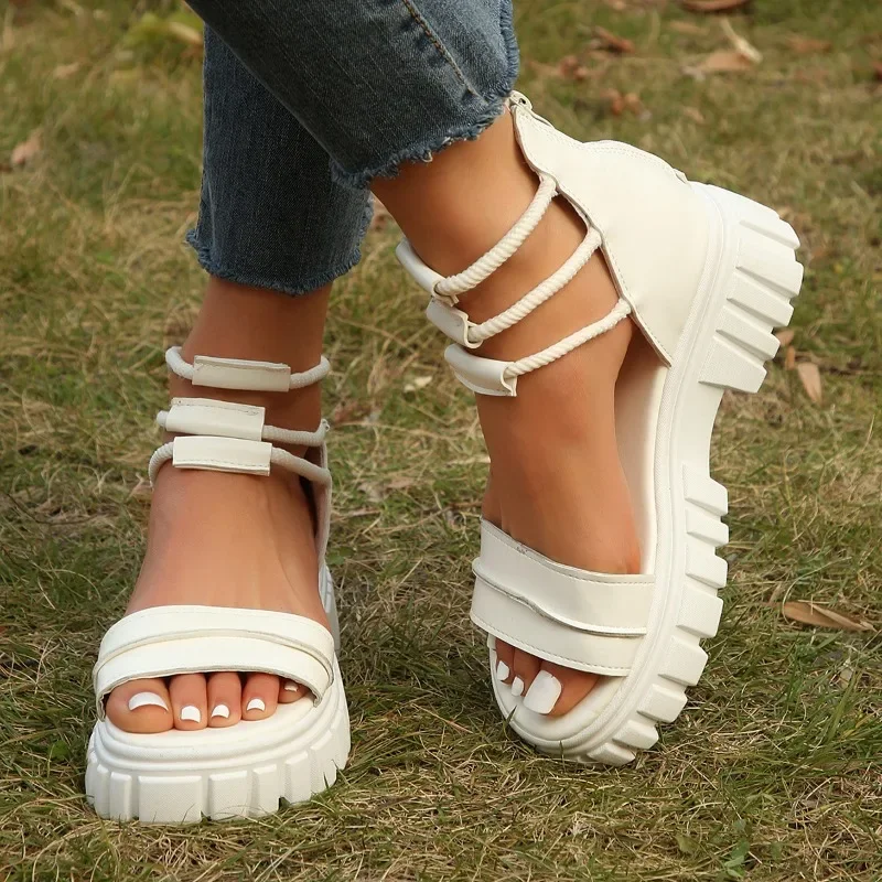 2025 Sandals Summer Double Buckle Women Sandals Casual Platform Thick Heel Fashion Design Ladies Shoes Zapatos Mujer