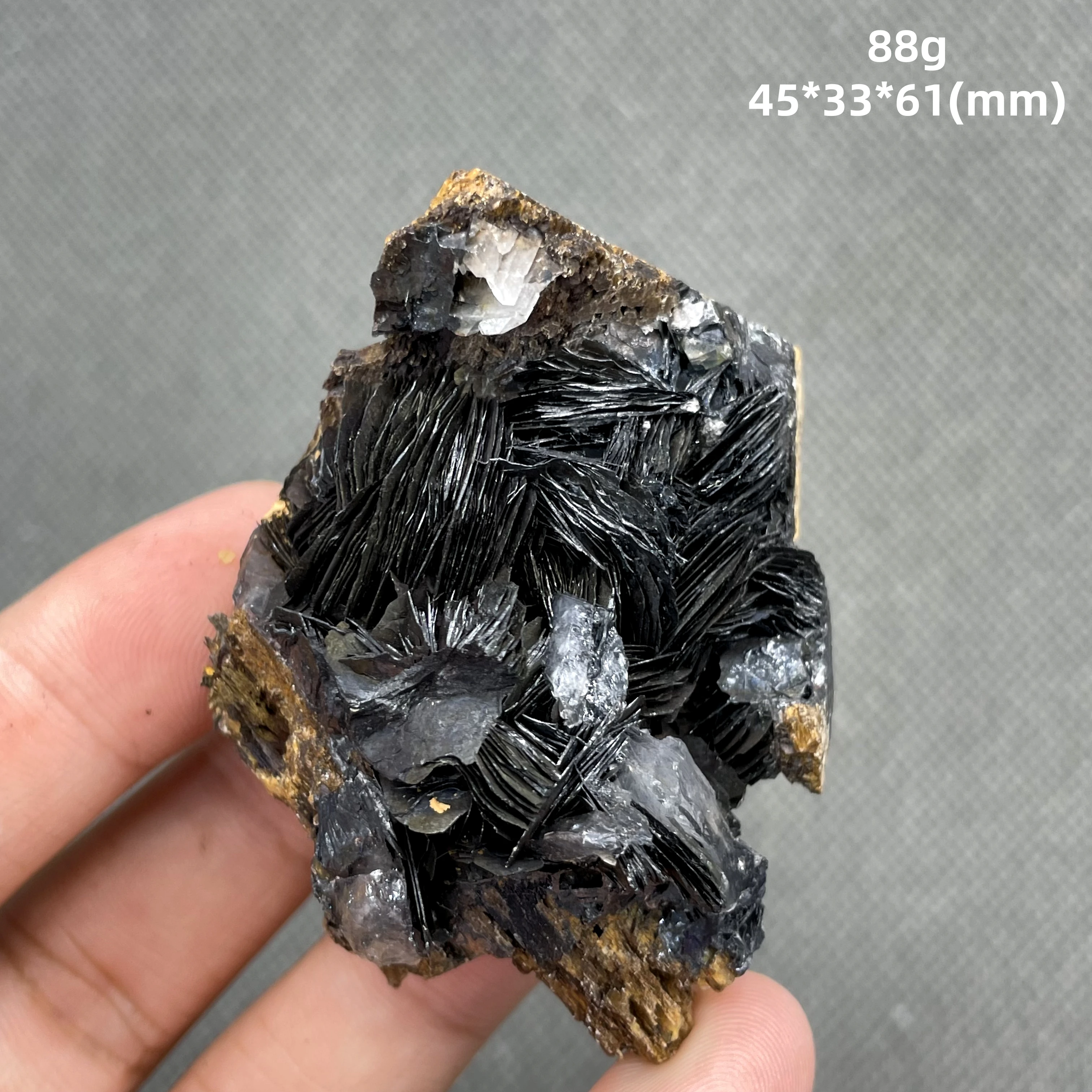 BEST! 100% natural crystal and specularite symbiosis mineral specimen crystal stones and crystals quartz healing crystal