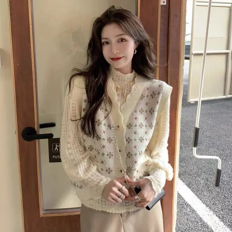 

Y2k Aesthetic Knitted Vest for Women Vintage Flower Jacquard Waistcoat 2023 Autumn Single Breasted Casual Tanks Coat Fashion Top