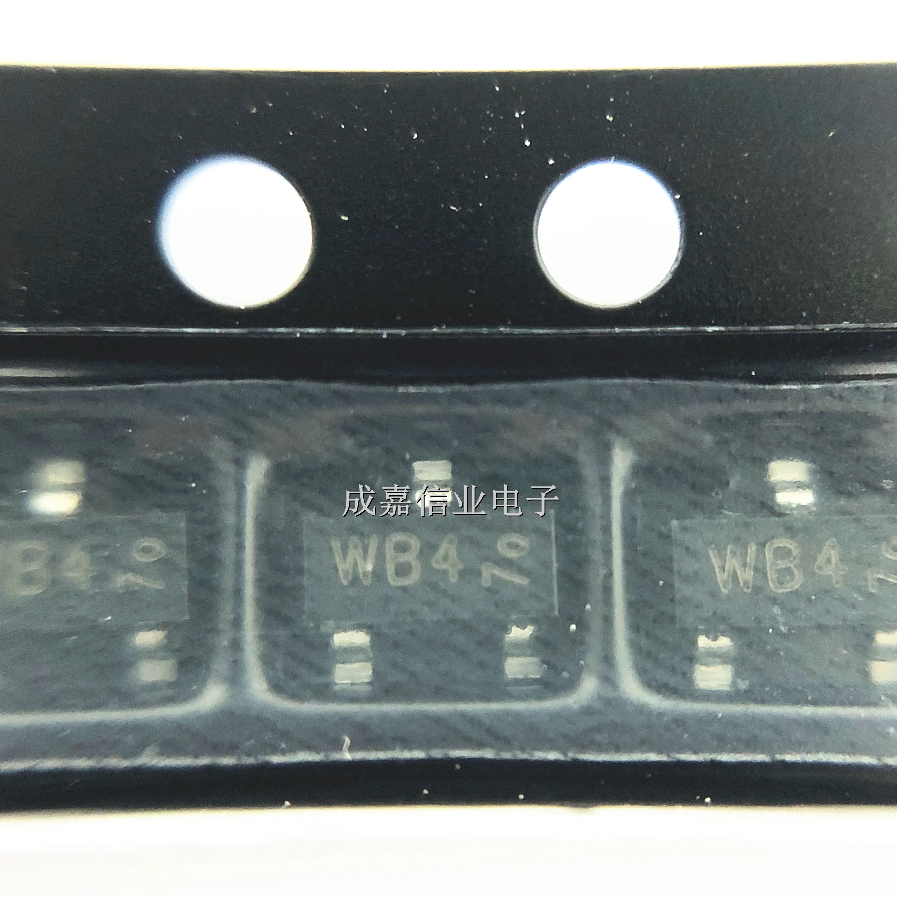 100Pcs/Lot BZX84-C4…