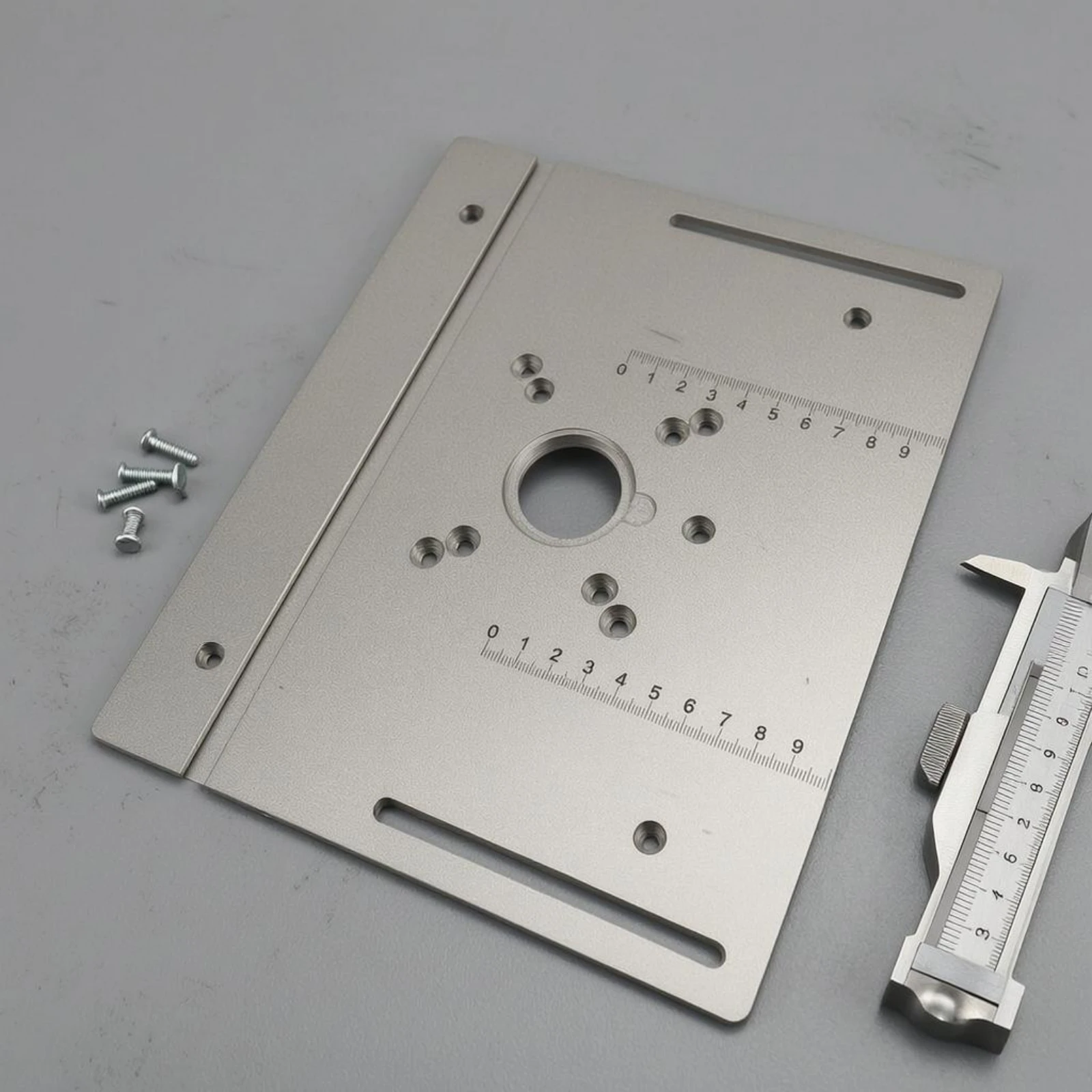 Plaque d'insertion pour table de défonceuse en aluminium de 5 mm d'épaisseur, accessoire de travail du bois, finition anodisée, fentes étendues