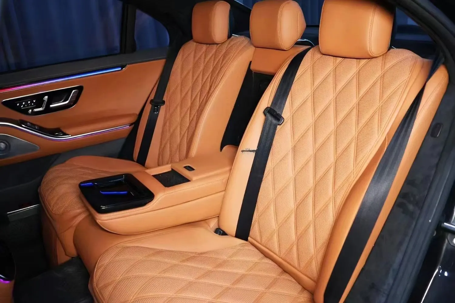 W221 to W223 S-Class Interior Seat & Door Panel Upgrade Kit