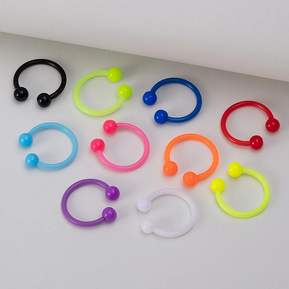 1 قطعة حدوة الحصان الملونة الأنف الدائري مجموعة الاكريليك الشفاه الحاجب التجنيب الحاجز ثقب الغضروف أقراط لون عشوائي 16 جرام 8 مللي متر #6