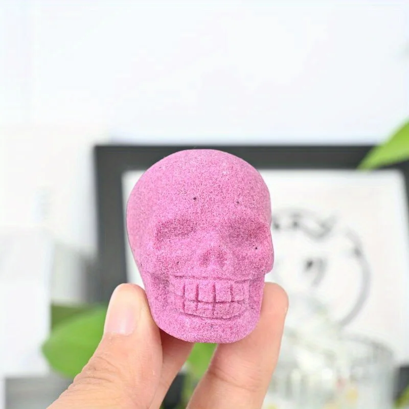 

1pc Ruby Skull Quartz Crystal - Perfect Gift for Crystal Enthusiasts, Parents & Graduates, Ideal for Holiday Party Table Decor