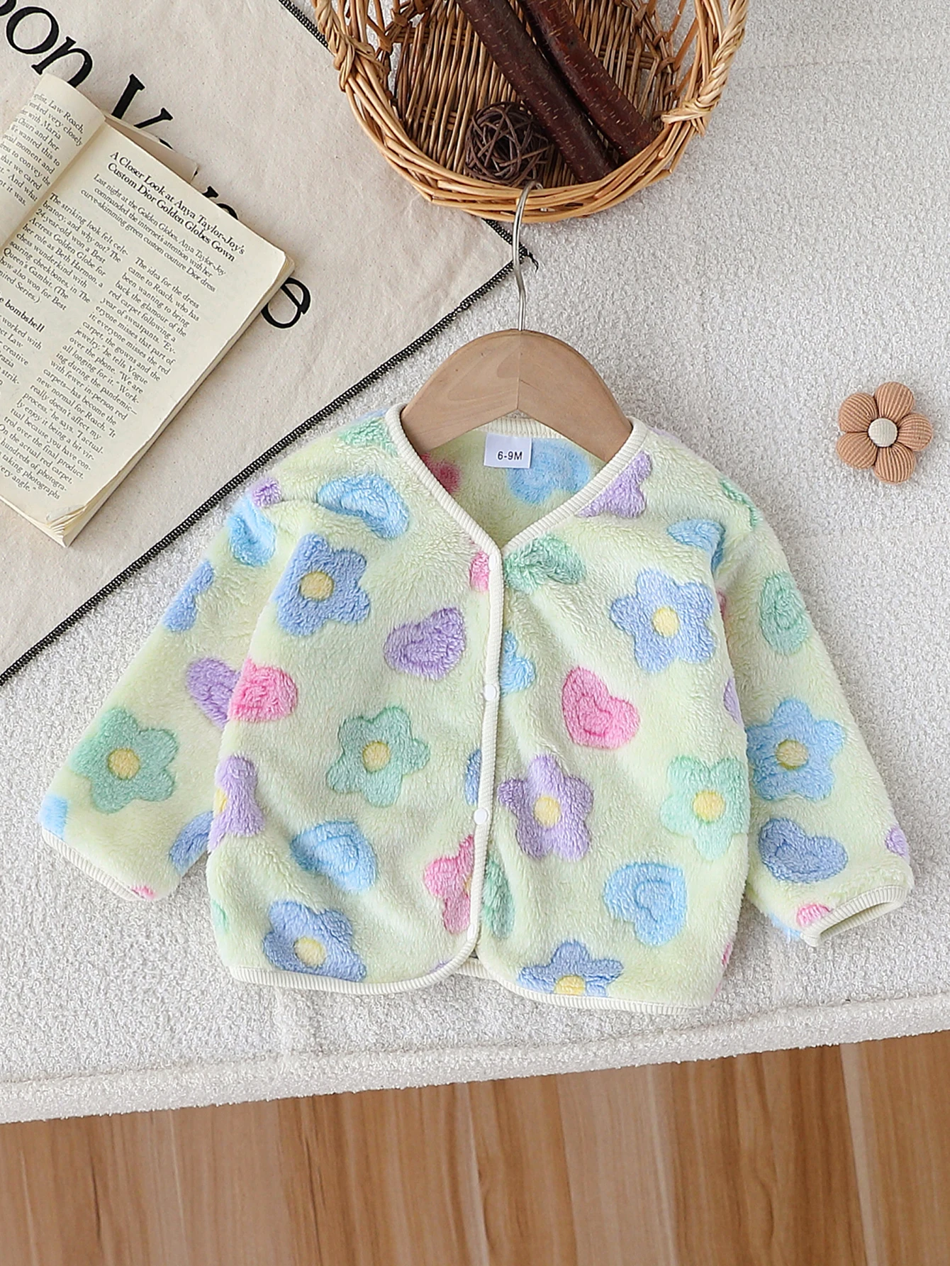 Baby-Mädchen Herbst-Winter-Plüschjacke, Niedliche Lässige Bunte Blumen-Design Vorne Offene Knopfleiste Langarm-Jacke für Kleinkinder – Detail 1