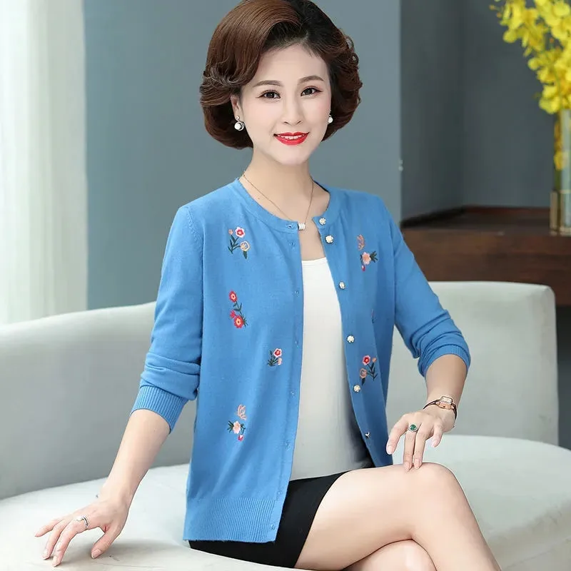 2022 New Spring Autumn Women\'s Coat Knitting Cardigan Loose  Fashion Embroidered Long Sleeves Miss Sweater Bottoming Top