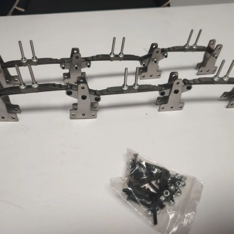 

Metal Three-axis Suspension Steel Plate for 1/14 Tamiya RC Truck SCANIA 770S VOLVO 750 Mercedes-Benz ACTROS 3363 MAN Car Parts