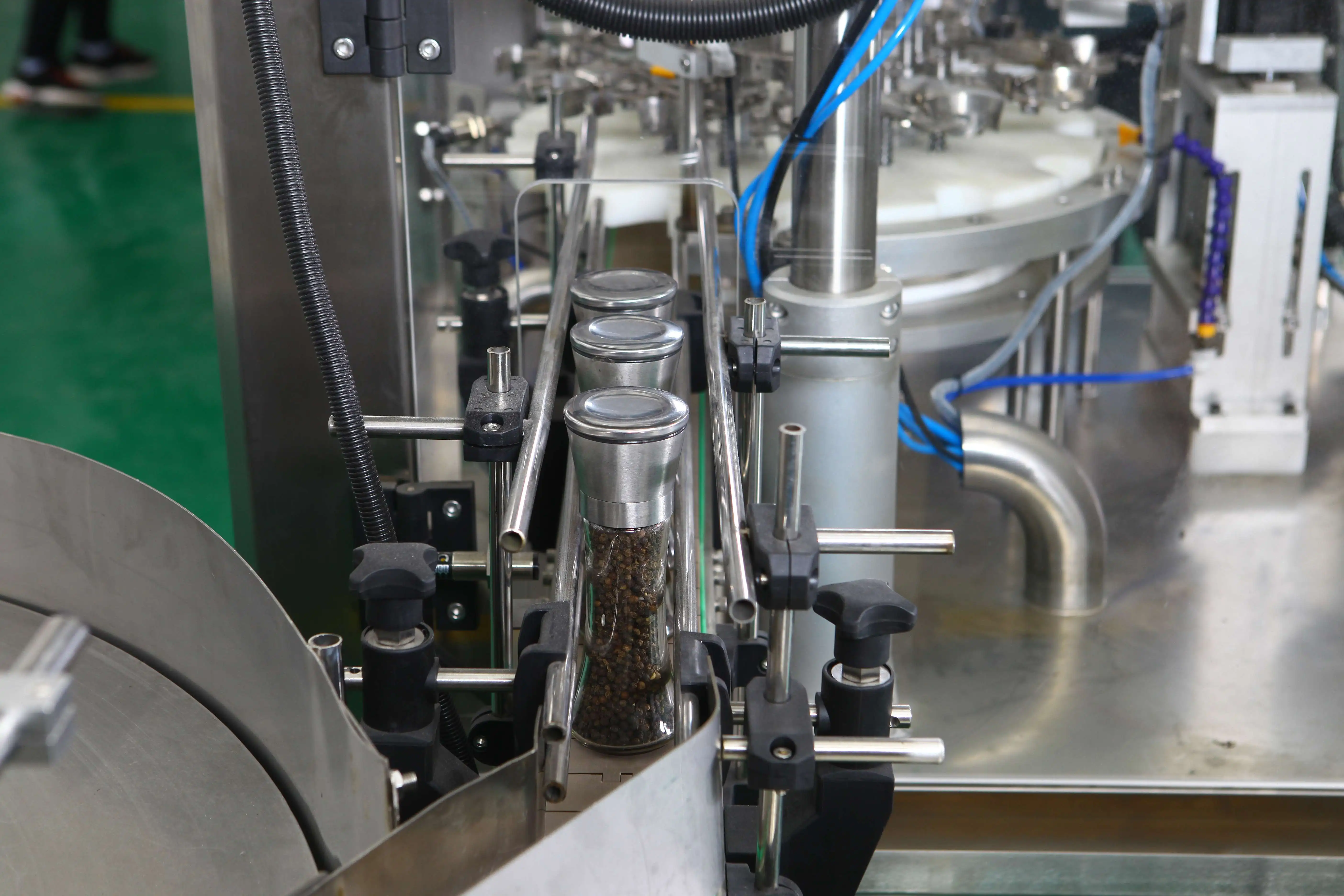 Mesin pengisian toples granular bubuk 100 gr otomatis