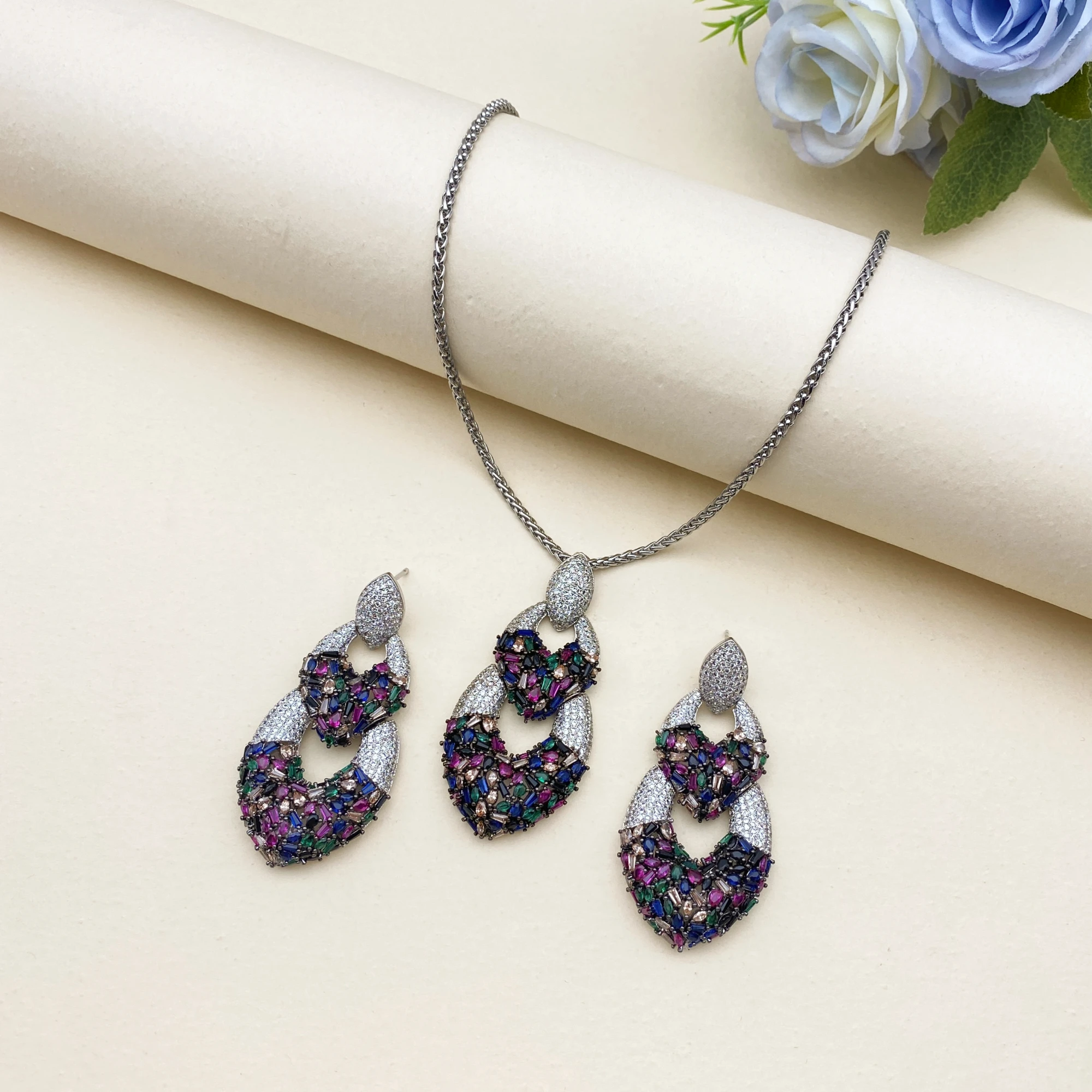 

Флора, комплект из 2 предметов, подвеска с геометрическим цирконом, ожерелье с фианитом, серьги для женщин, подарок